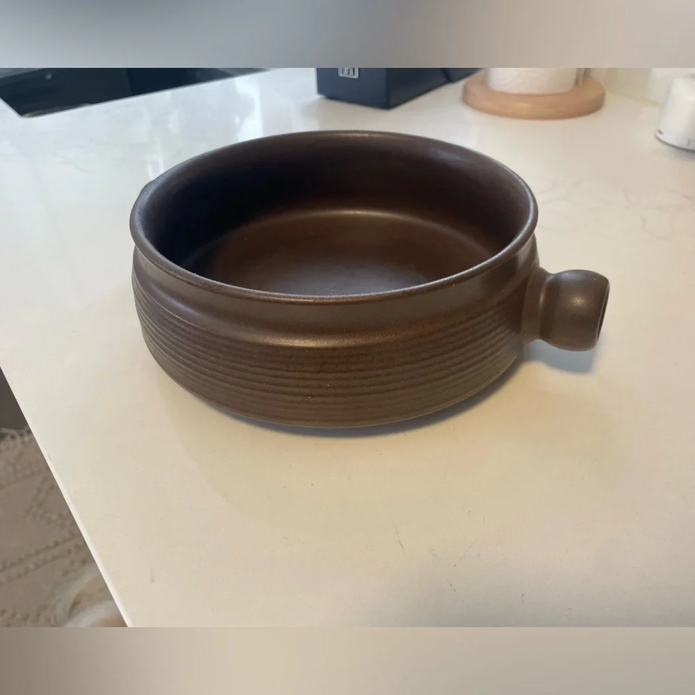 Stoneware Container - Picture 2 of 4